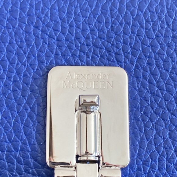 Alexander McQueen leather skull crystal eye chained crossbody bag like new - Picture 15 of 15